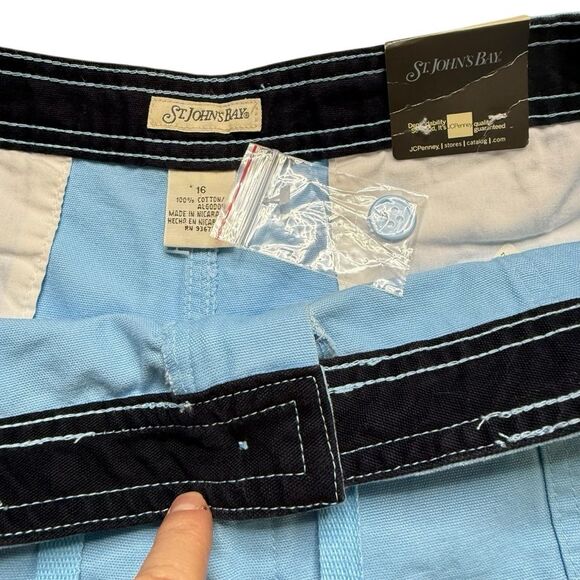 St John’s Bay Cotton Denim Shorts Flap Back Pockets Island Blue Sz 16 NWT - Picture 10 of 12